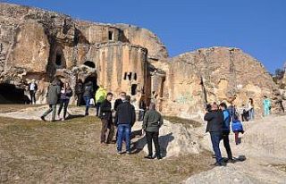 Frig Vadisi’ne turist akını