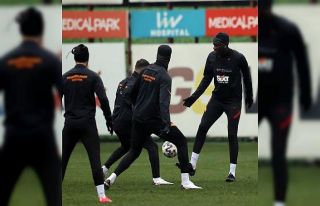 Galatasaray, Beşiktaş derbisi hazırlıklarını...