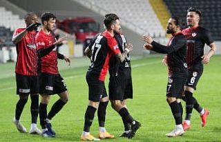 Gaziantep FK uzatmalarda yıkılıyor
