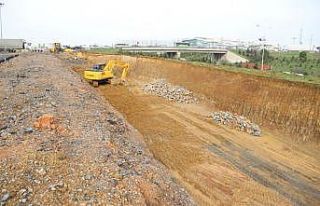 Gebze’deki önemli projede güney yan yollar asfaltlandı