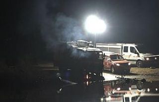 Gölette kaybolan oğluna sesini duyurmaya çalışan...