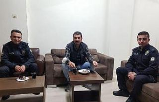 Gömeç polisi gazetecileri unutmadı