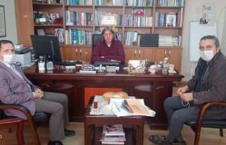 Gür, “Yerel basın önemlidir”
