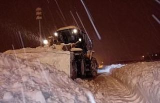 Güroymak’ta yol açma çalışması