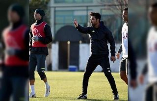 Hakan Kutlu, Denizlispor ile ilk antrenmanına çıktı