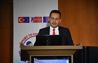 Hakkari Üniversitesinde "Gelecek Seçimlerine...