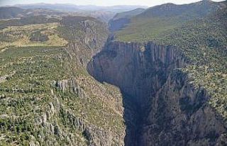 Hançer Kanyonu, doğa turizminin gözdesi olmaya...