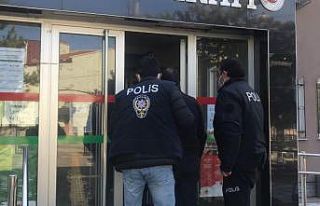 Hatalı sollama kavgasında tır şoförünü öldüren...