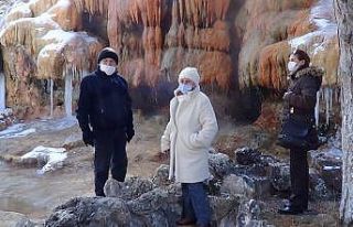 Hava sıcaklığı eksi 12’ye düştü, yapay sıcak...