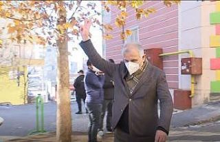 HDP önünde ‘zafer işareti’ gerginliği
