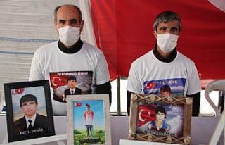 HDP önündeki evlat nöbeti eylemine bir aile daha...