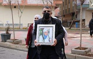 HDP’ye karşı başkaldıran annelerin eylemine...