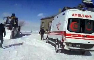 Hidrosefali hastası 1 aylık hasta bebek için ekipler...