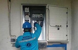 Hırsızlar mahalleyi susuz bıraktı