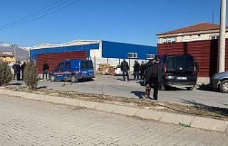 Hurda otomobili parçalarken patlama oldu: 1 ölü