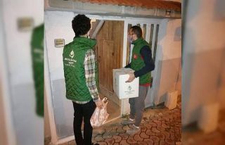 İhtiyaç sahibi ailelerin içlerini ısıtıyorlar