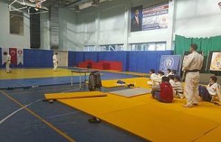 İl Spor Merkezleri sporcular için açılmaya devam...