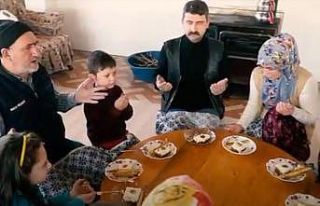İlkokul öğrencilerinden takdire şayan aile filmi
