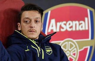 İngiltere’de gündem Mesut Özil: "Rekor ücretle...