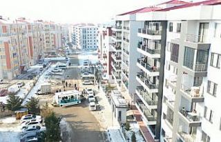 İpekyolu’nda vatandaşlar yeni yıla eğlenerek...
