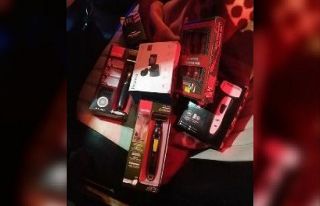 İş yeri hırsızları bekçilere yakalandı