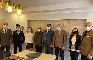 Isparta’da 27 avukat bir araya gelerek arabuluculuk...