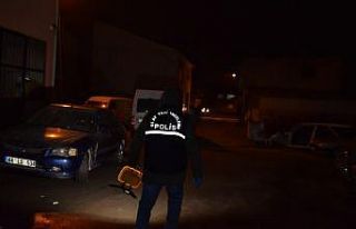 İşyerinin önünde kurşunun hedefi oldu