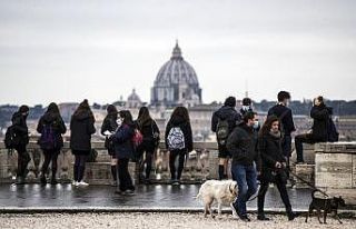 İtalya’da son 24 saatte 18 bin 627 yeni vaka