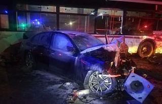 İzmir’de feci kaza: 2 yaralı