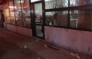 İzmir’de otelde silahlı saldırı: 1 yaralı