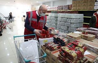 İzmit Belediyesi, toprak mahsullerini ihtiyaç sahipleriyle...