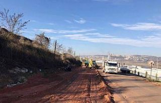 İzmit Çarşıbaşı Caddesi’nde çalışmalar