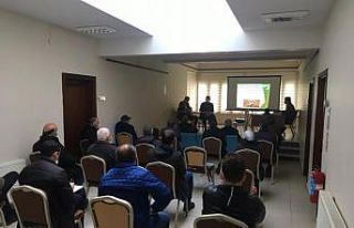 İzmitli çiftçilere tıbbi ve aromatik bitki sunumu