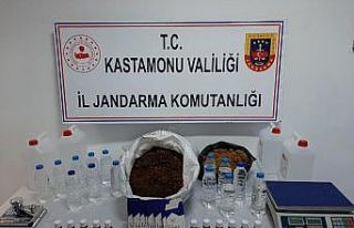 Jandarma ekiplerinden sahte alkol operasyonu