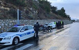 Jandarmanın dur ihtarına uymadı, polisleri peşine...