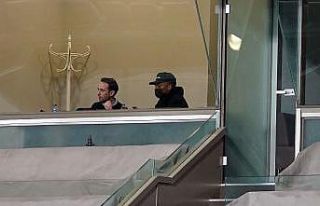 Junior Fernandes, Rizespor maçını locada izliyor