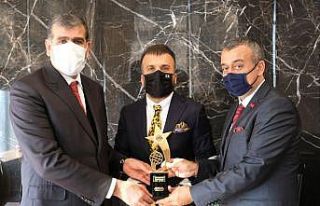 Kadooğlu Holding’e ihracatın yıldızları ödülü