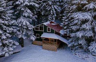 Kahramanmaraş’ın zirvesinde kartpostallık manzaralar