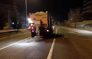 Kahramanmaraş’ta buzlanma tehlikesine karşı tuzlama