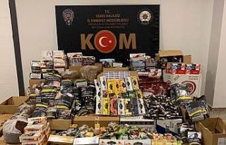 Kamyon dolusu kaçak tütüne el konuldu