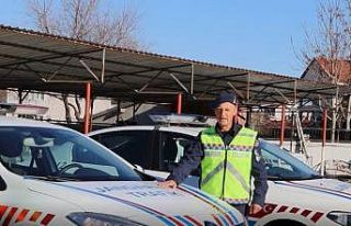 Kaputa vur kedileri kurtar