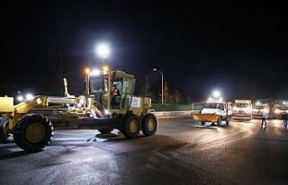 Kar yağışı uyarısı ekipleri alarma geçirdi