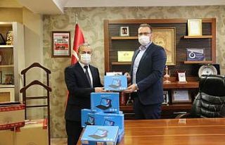 Karabük TSO’dan öğrencilere tablet desteği