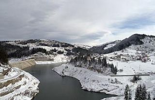 Karadeniz yaylalarında kar güzelliği