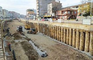 Karamürsel Köprülü Kavşağında tünel kazısına...