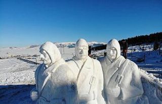 Kardan şehit heykelleri tamamlandı