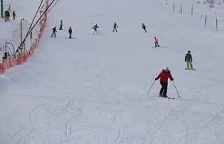 Kartalkaya’da kar kalınlığı 1 metreyi geçti