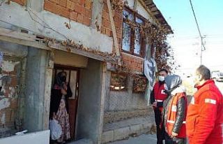 Kastamonu Türk Kızılayı’ndan karantinadaki ailelere...