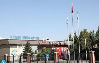 Kayseri Üniversitesi Kütüphanesine Milli Şairimiz...