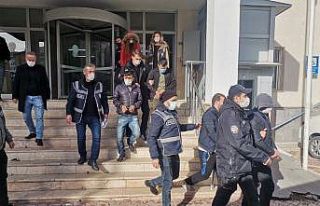 Kayseri’de 25 adrese eş zamanlı operasyon: 18...